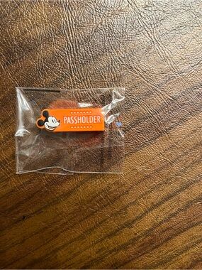 NWT Walt Disney World Passholder AP Magic Band Slider